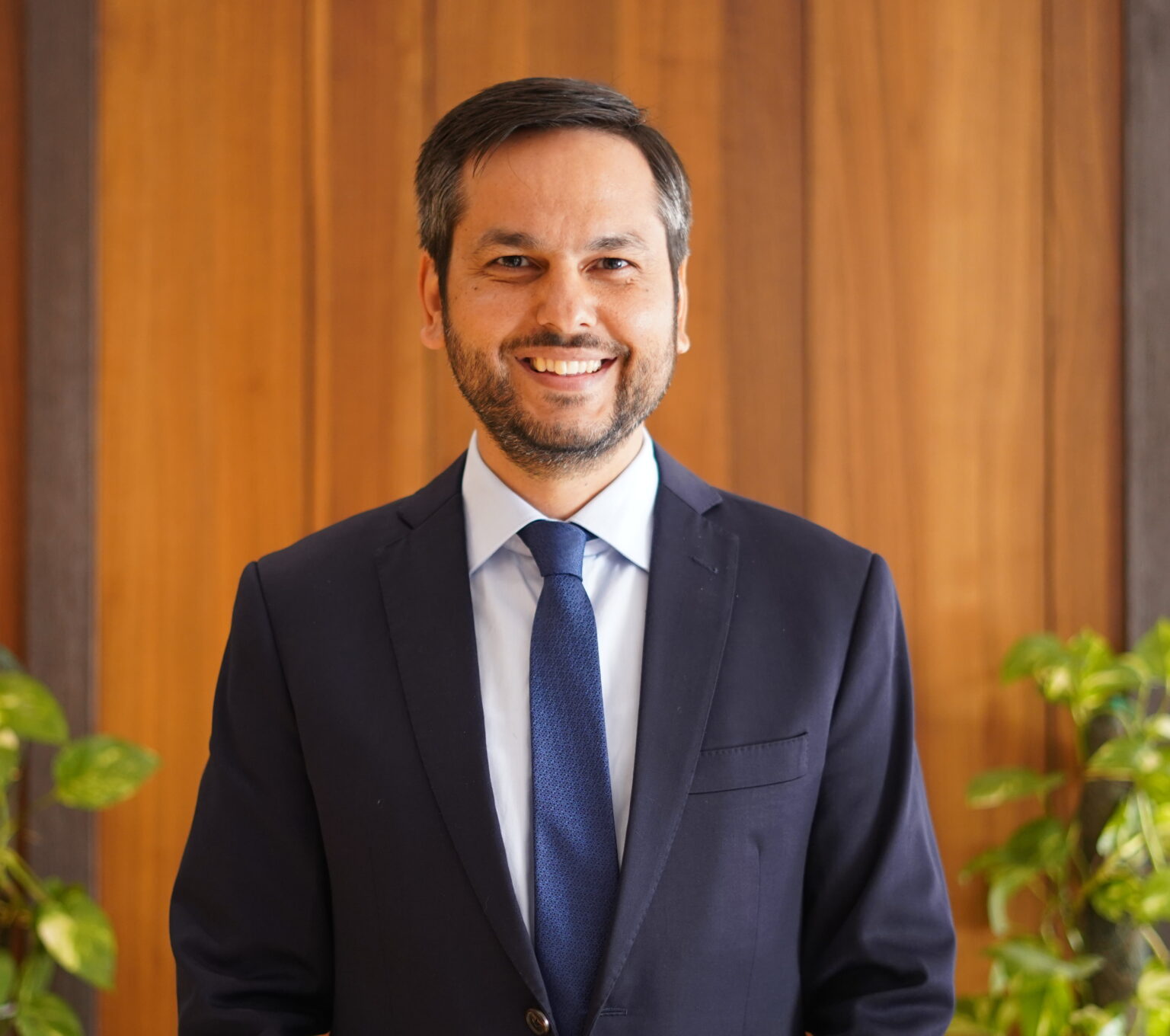 Dr. Constantino Xavier